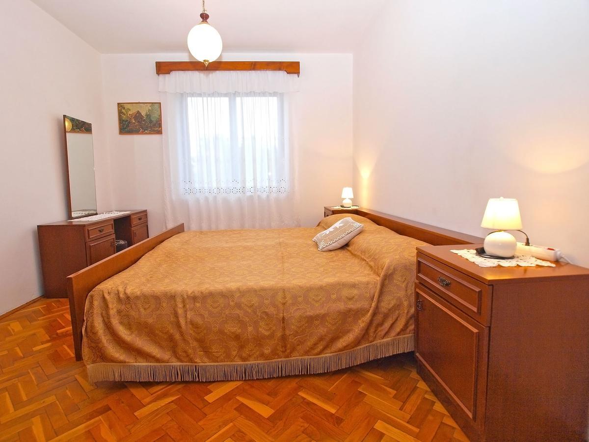 Apartments Dvorine 1210 반졸레 외부 사진