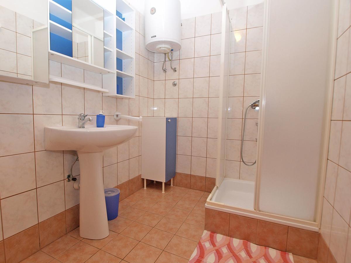 Apartments Dvorine 1210 반졸레 외부 사진