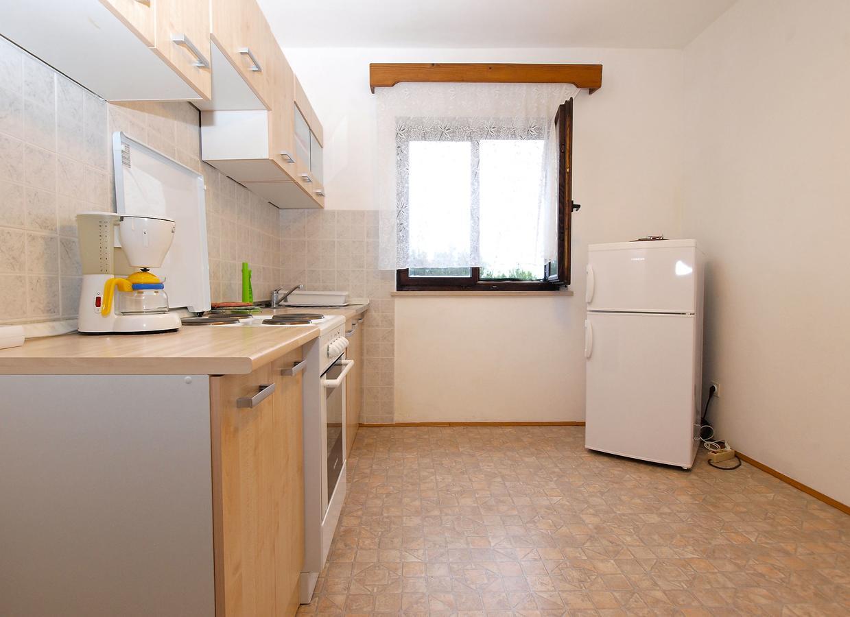 Apartments Dvorine 1210 반졸레 외부 사진