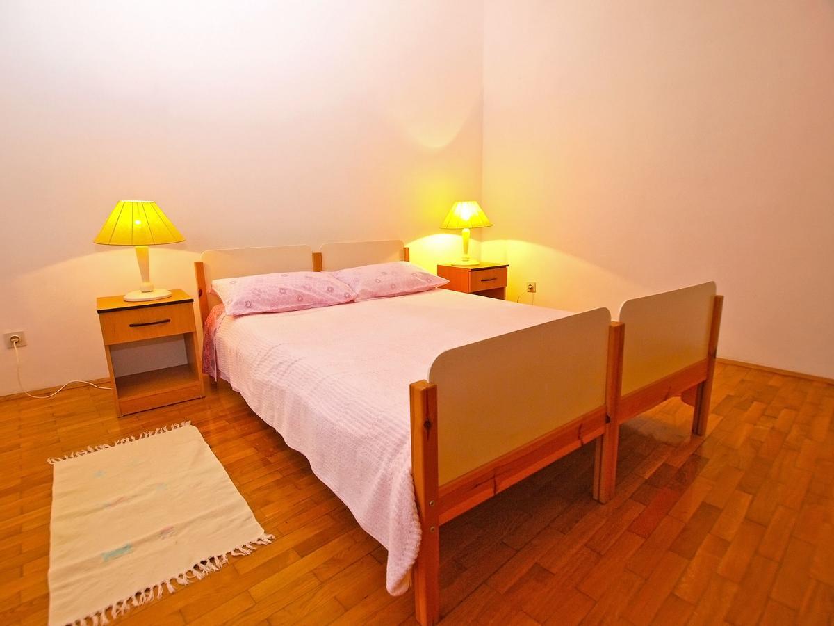 Apartments Dvorine 1210 반졸레 외부 사진