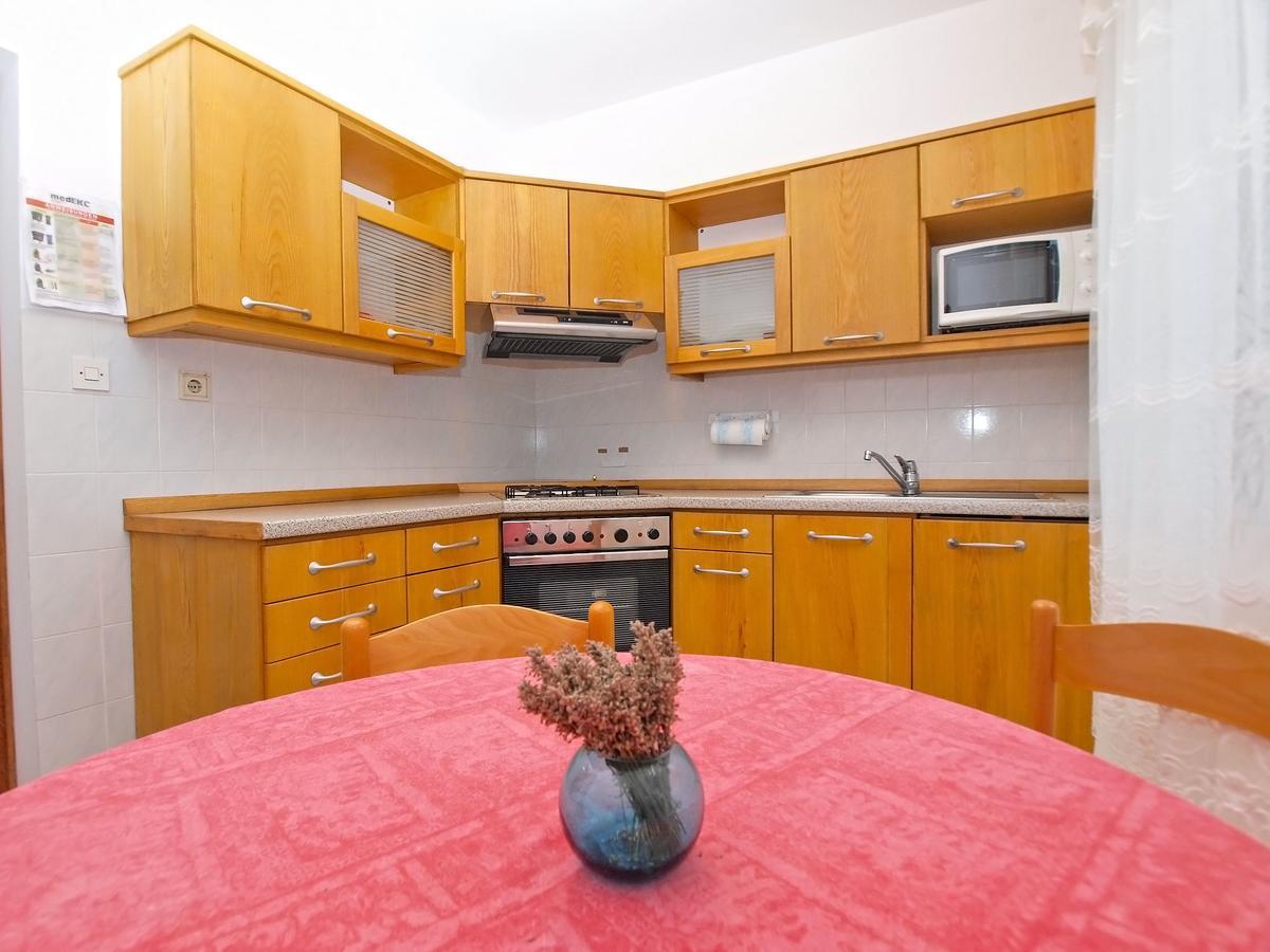 Apartments Dvorine 1210 반졸레 외부 사진