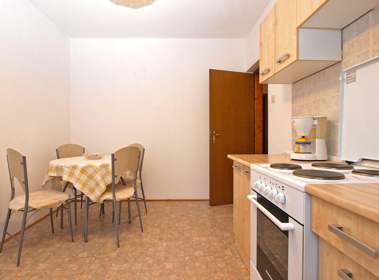 Apartments Dvorine 1210 반졸레 외부 사진