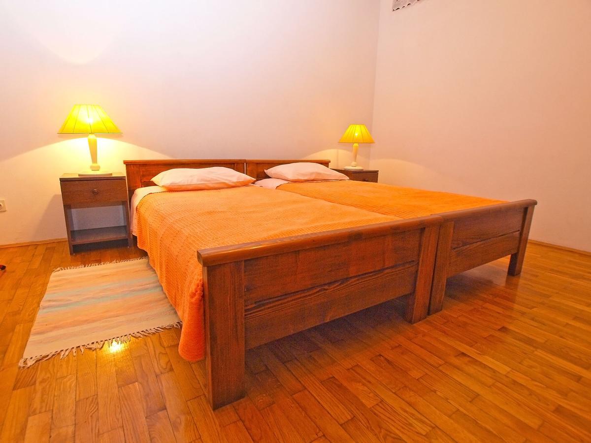 Apartments Dvorine 1210 반졸레 외부 사진
