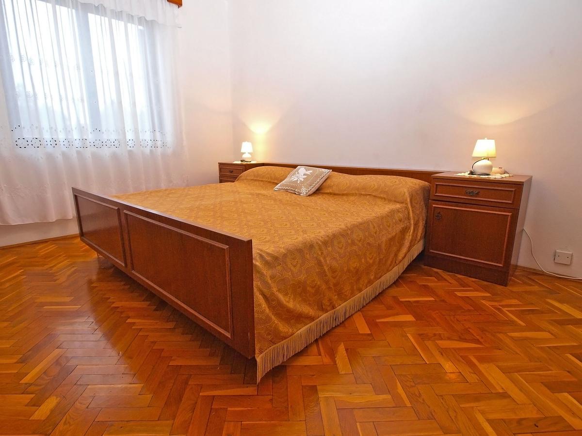Apartments Dvorine 1210 반졸레 외부 사진